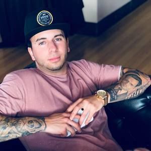 Meet your Posher, Anthony